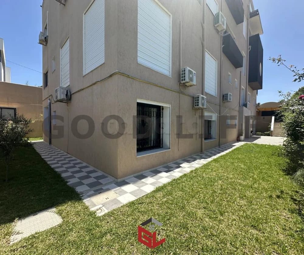 A Louer S+3 avec Jardins à Gammarth Supérieur