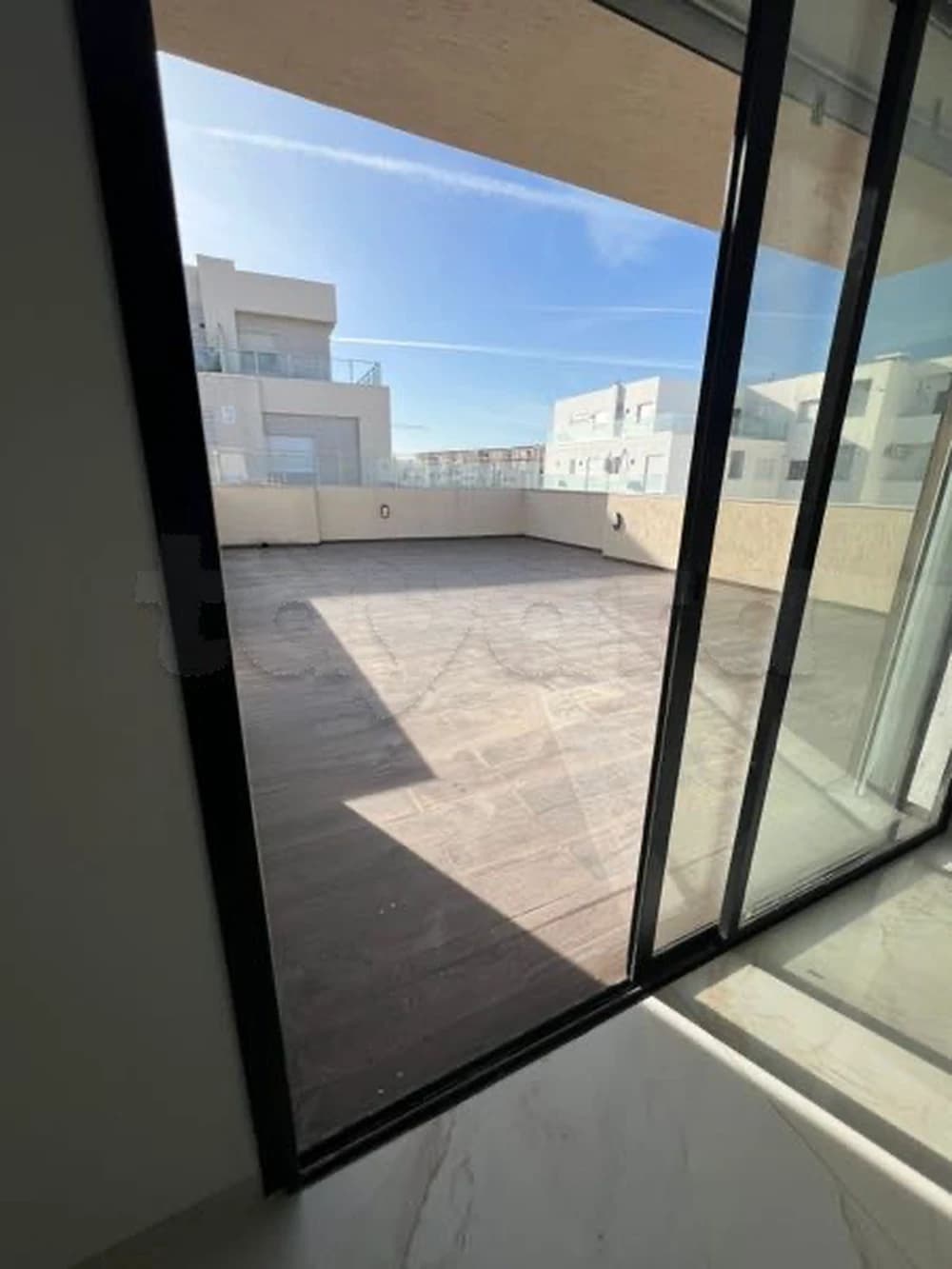 ✨ À louer – S+2 à La Nouvelle Soukra avec parking sous-sol
