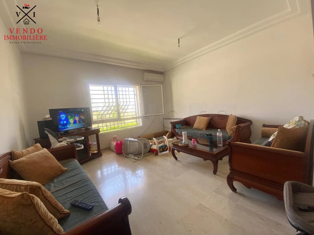 S2 avec parking à 70m de la mer à Hergla