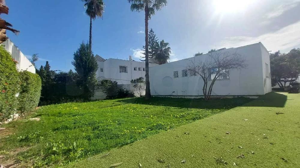 📍 El MENZAH 6 À LOUER – VILLA S+7 USAGE BUREAUTIQUE 
