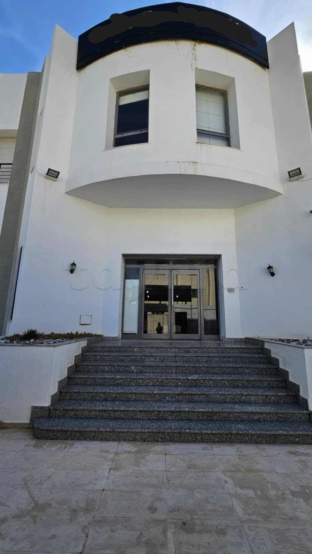 Alouer  ShowRoom/Salle d'exposition/salle de sport, bureaux de formation, cooworking space, atelier etc...