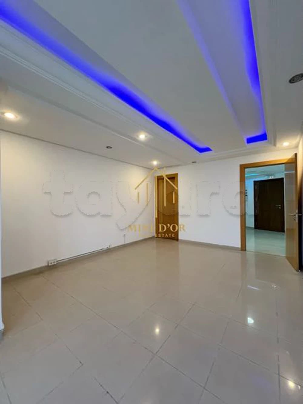 À Vendre Bureau H+2 à Montplaisir 