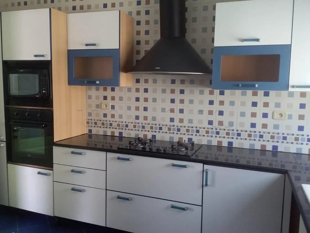 A VENDRE UN ETAGE DE VILLA S+2 HST A EZZAHRA