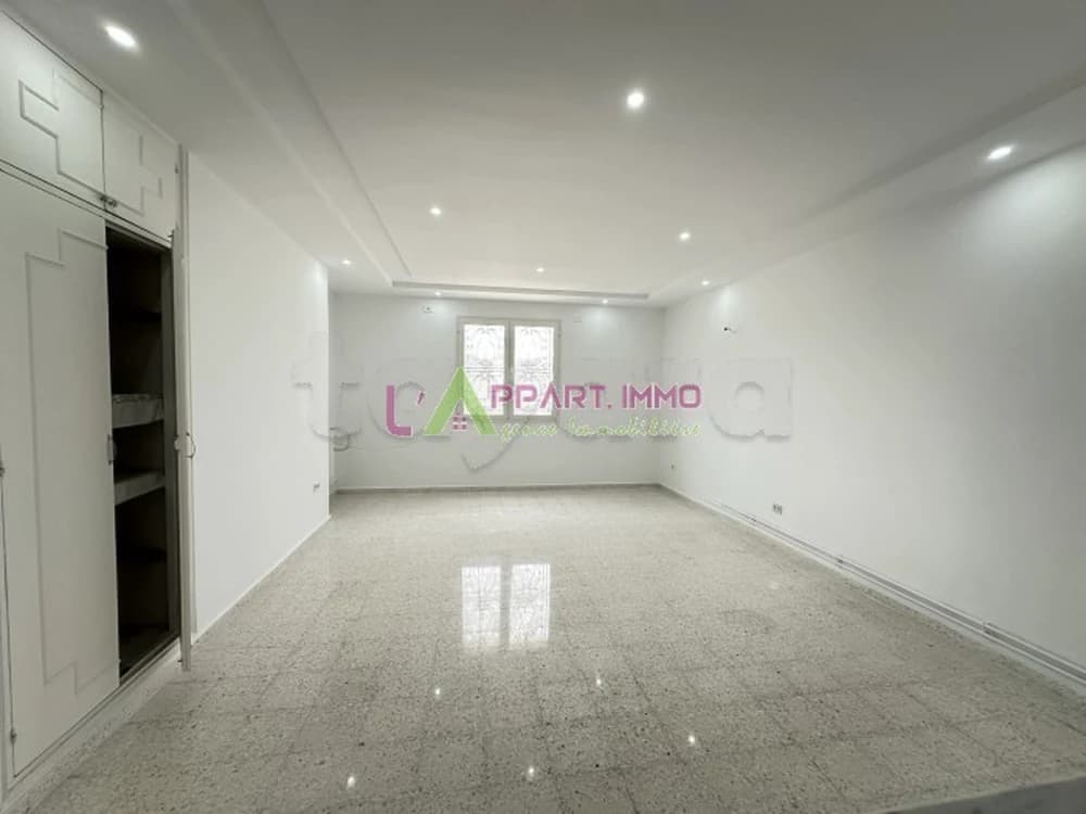 Etage de villa s+3 Nouvelle Madina