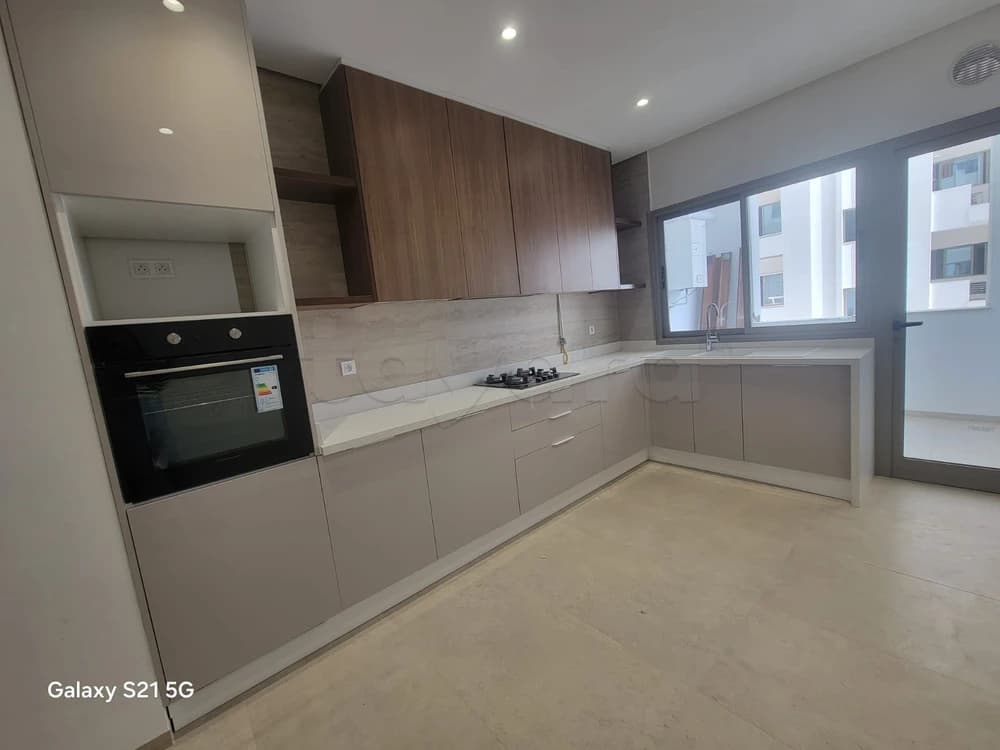 A vendre appartement S3 à Ain Zaghouan 