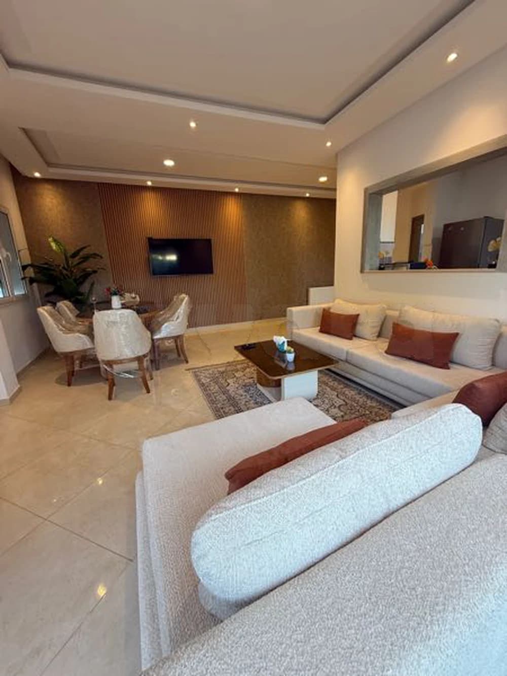 Maison indépendante meublé à El Wahat l’Aouina