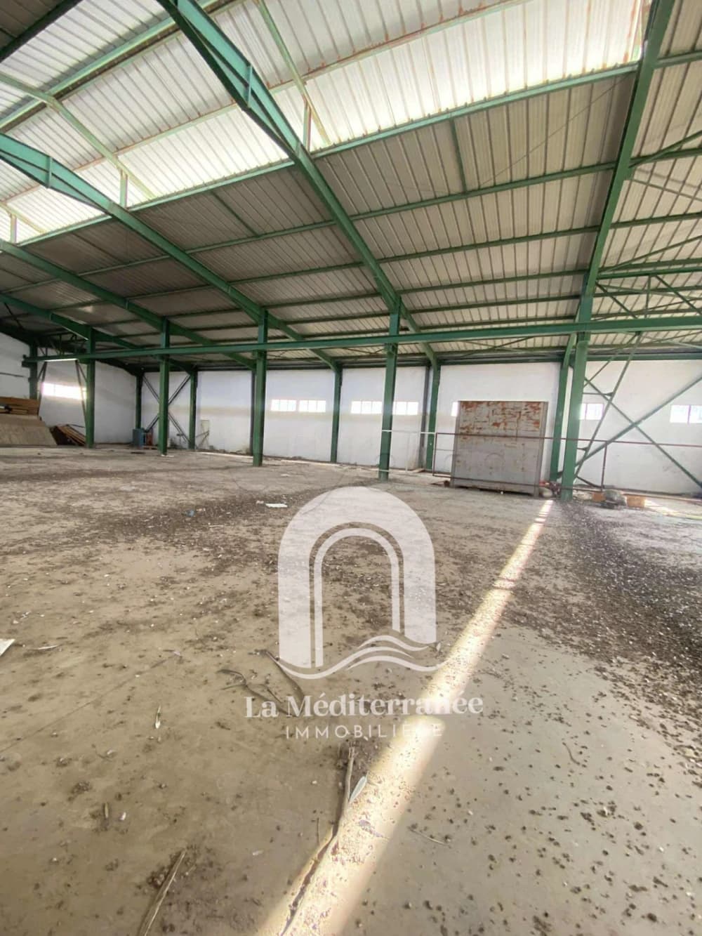 Dépôt à ZI Mghira