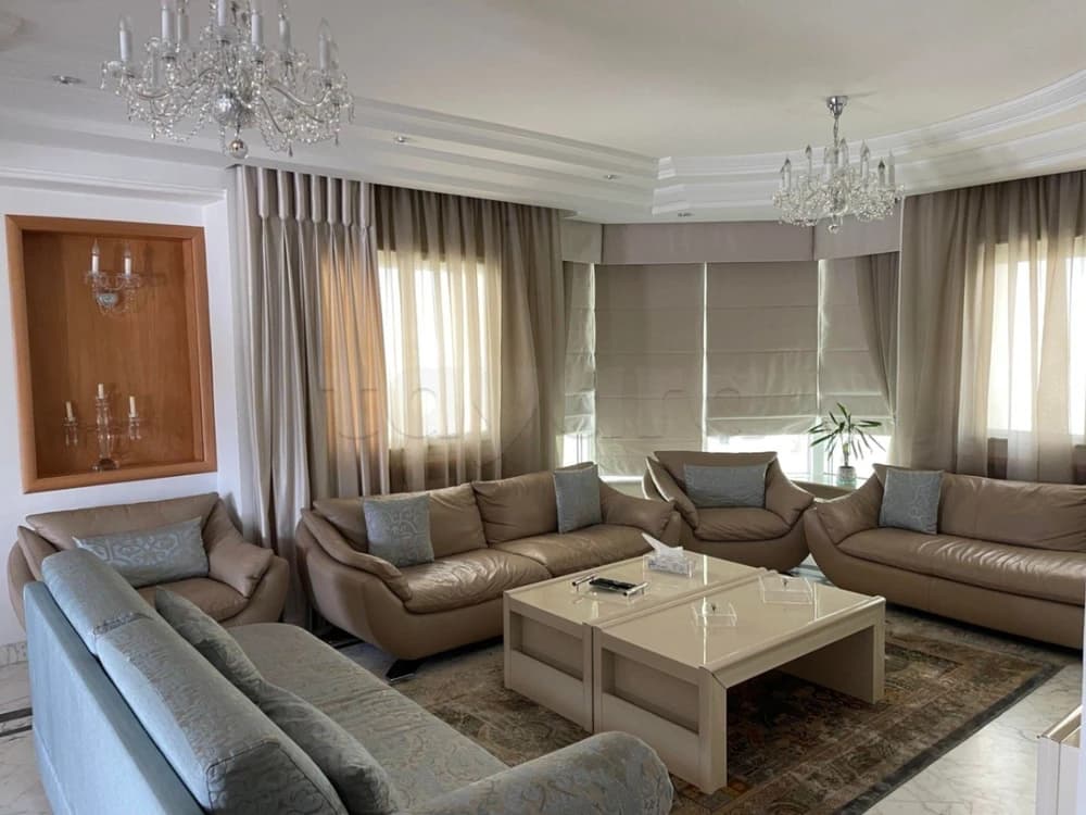 LOCATION PENTHOUSE  MEUBLÉ A ENNASR 2 