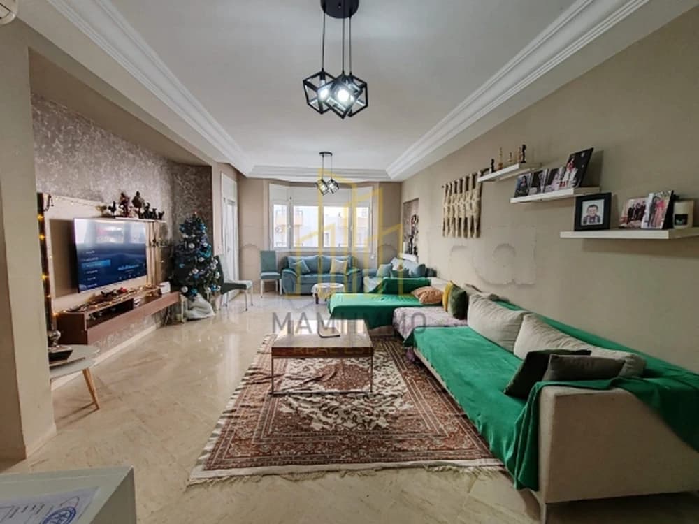 Appartement S+3 à vendre à l'Aouina