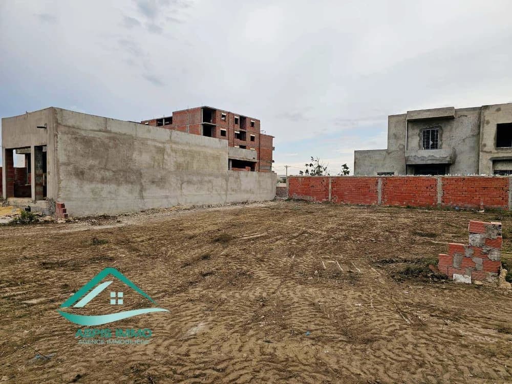 Terrain d’habitation  310 m² à cité Mirdès 2 Kelibia