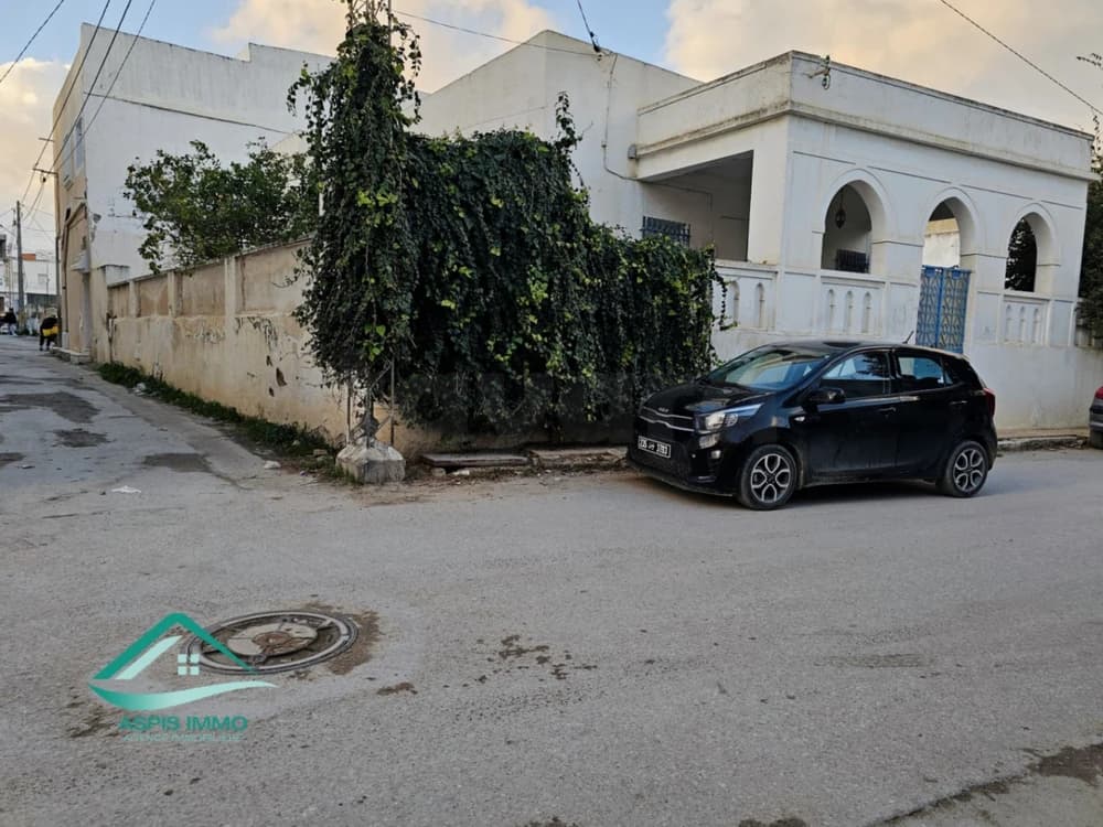 Maison 380 m² au centre ville kelibia