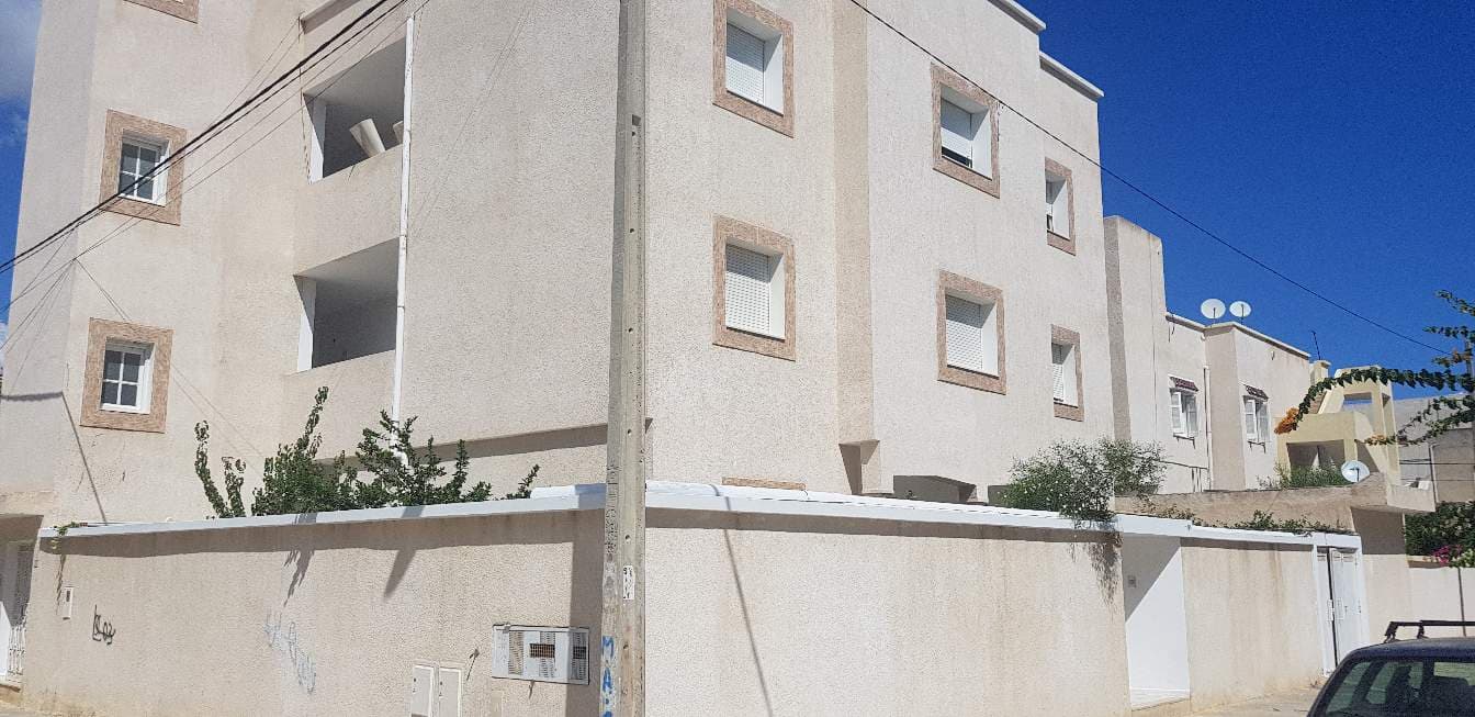 une Villa RDC+ 2Etages à vendre