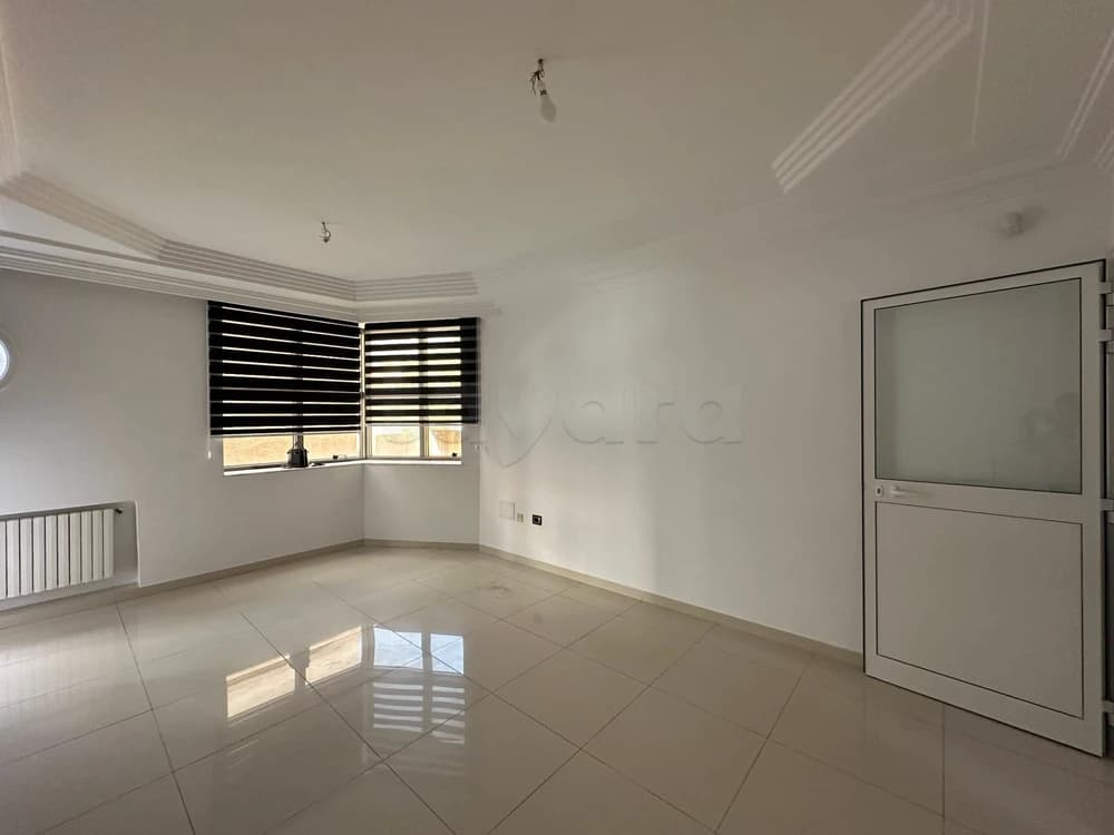 A louer un bureau A+3 au 📍Trocadéro Sousse