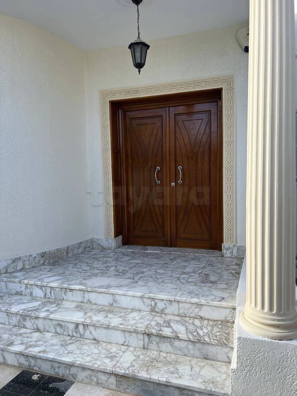 A VENDRE  VILLA     GHAZELA     ARIANA