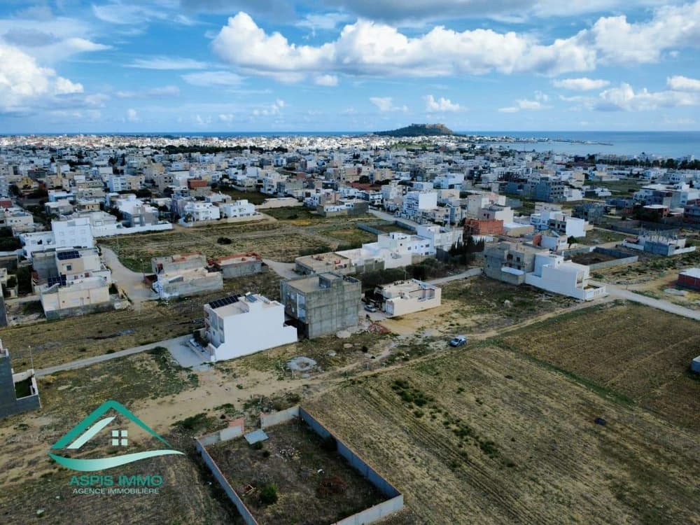 Terrain d’habitation 410 m²  à cité Riadh 3 Kelibia