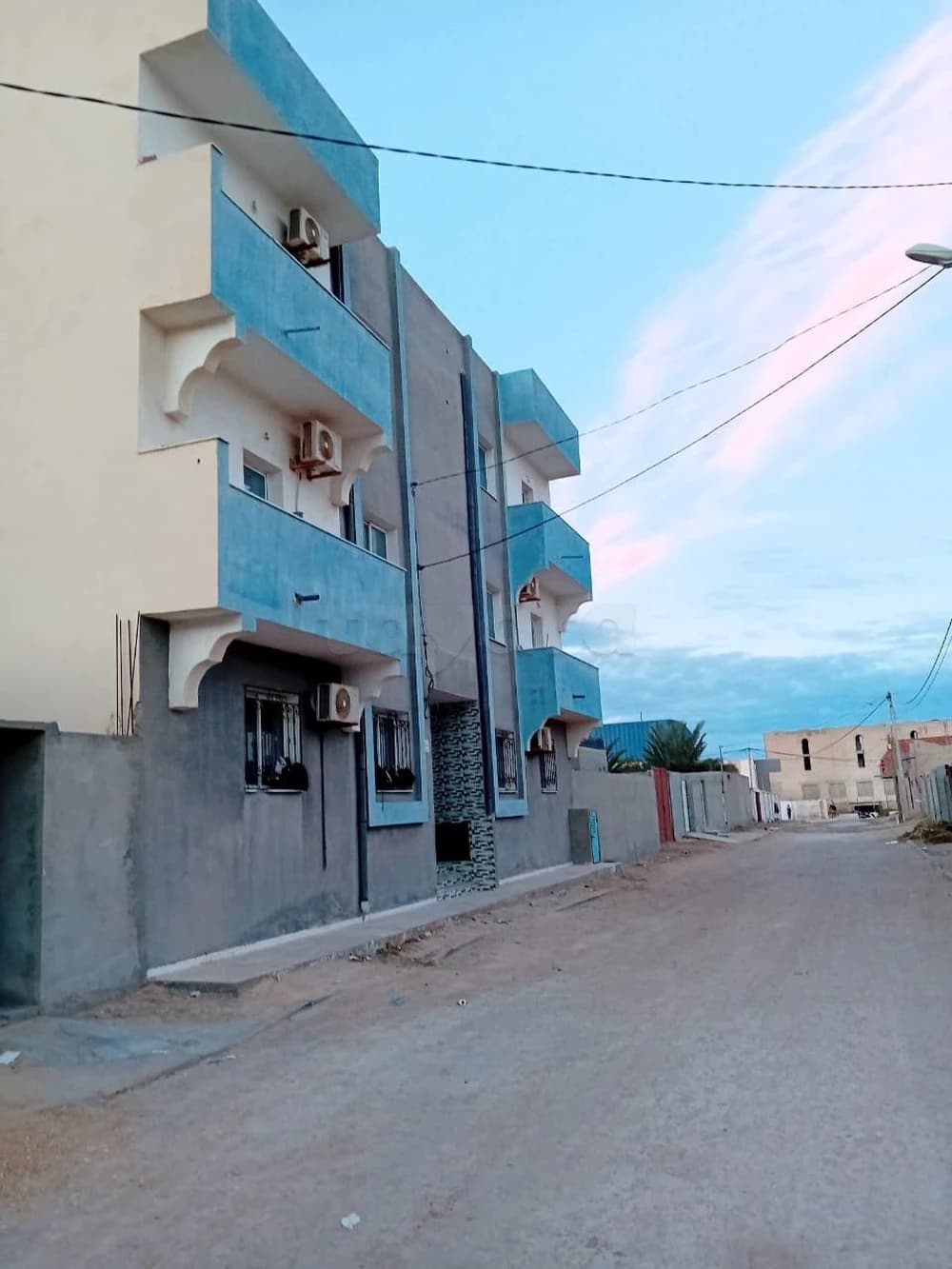 Immeuble de 6 appartements à vendre à ghanouche 