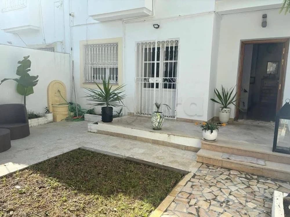 Duplex à vendre cité des juges 