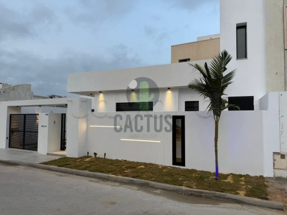 À vendre : Villa plain-pied avec jardin à Cité El Wafa , AFH Mrezga.