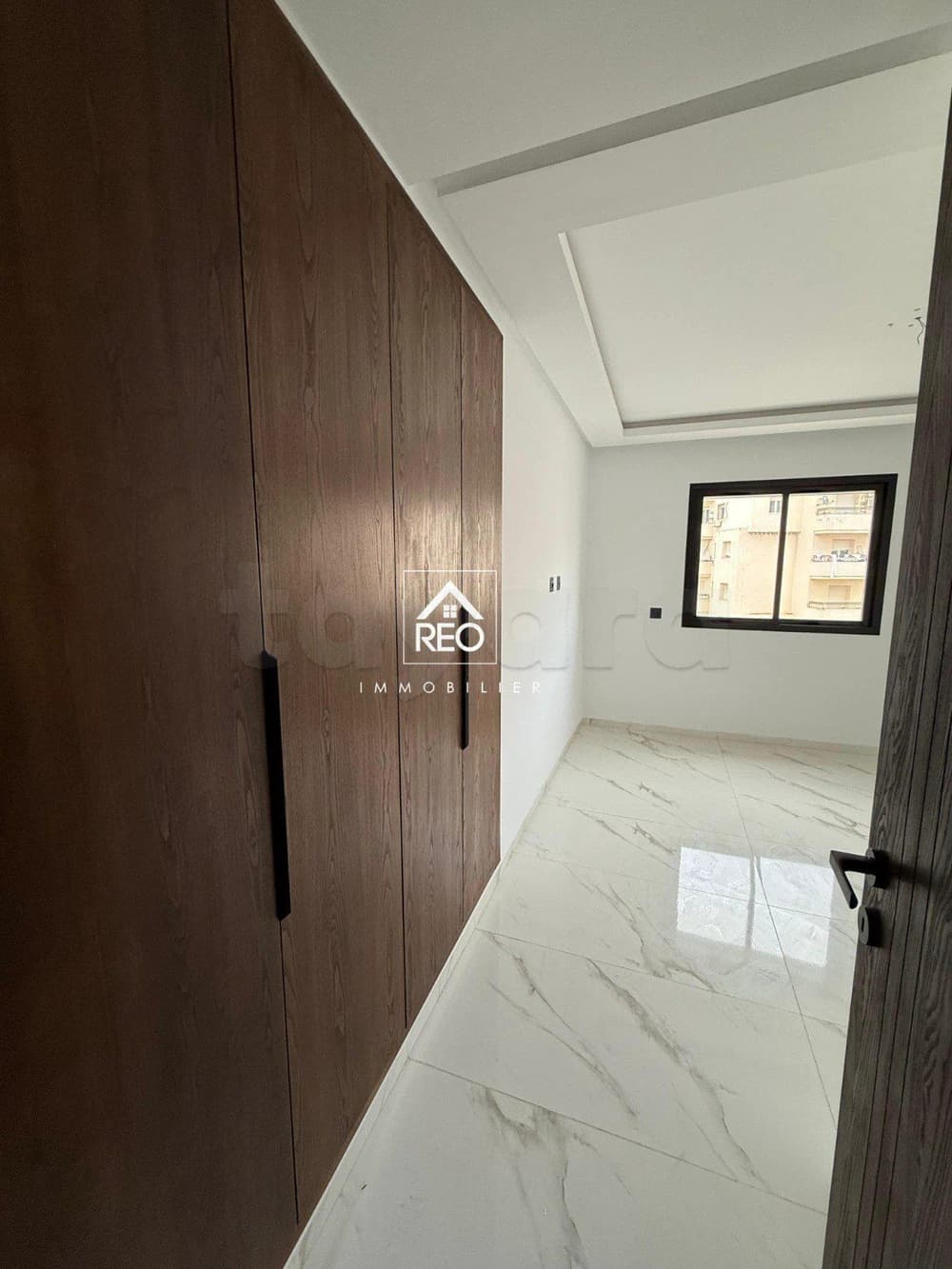 À LOUER : Un appartement S+2, idéalement situé à Cité Wahat 