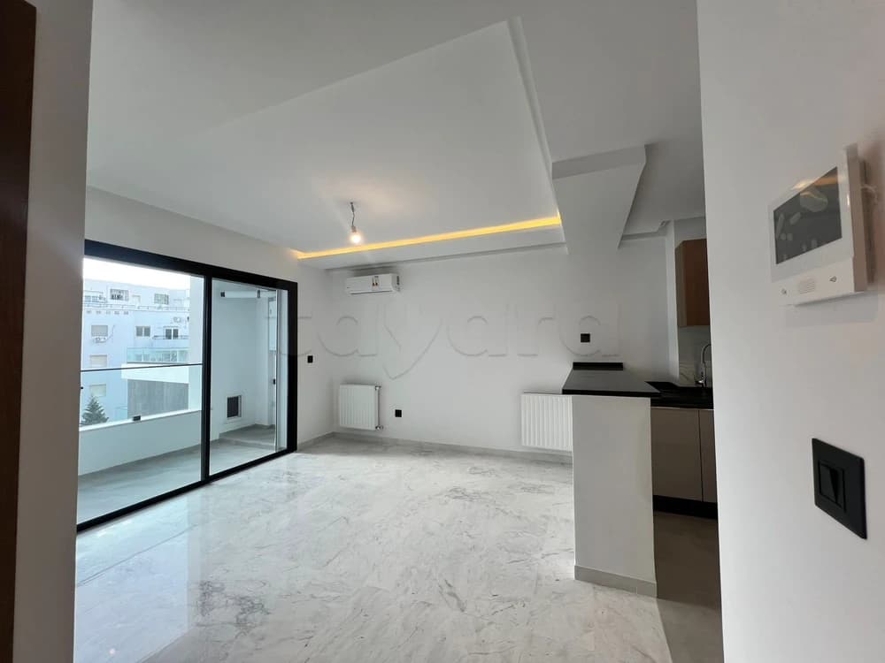 A louer S1 haut standing jamais habité à cité wahat