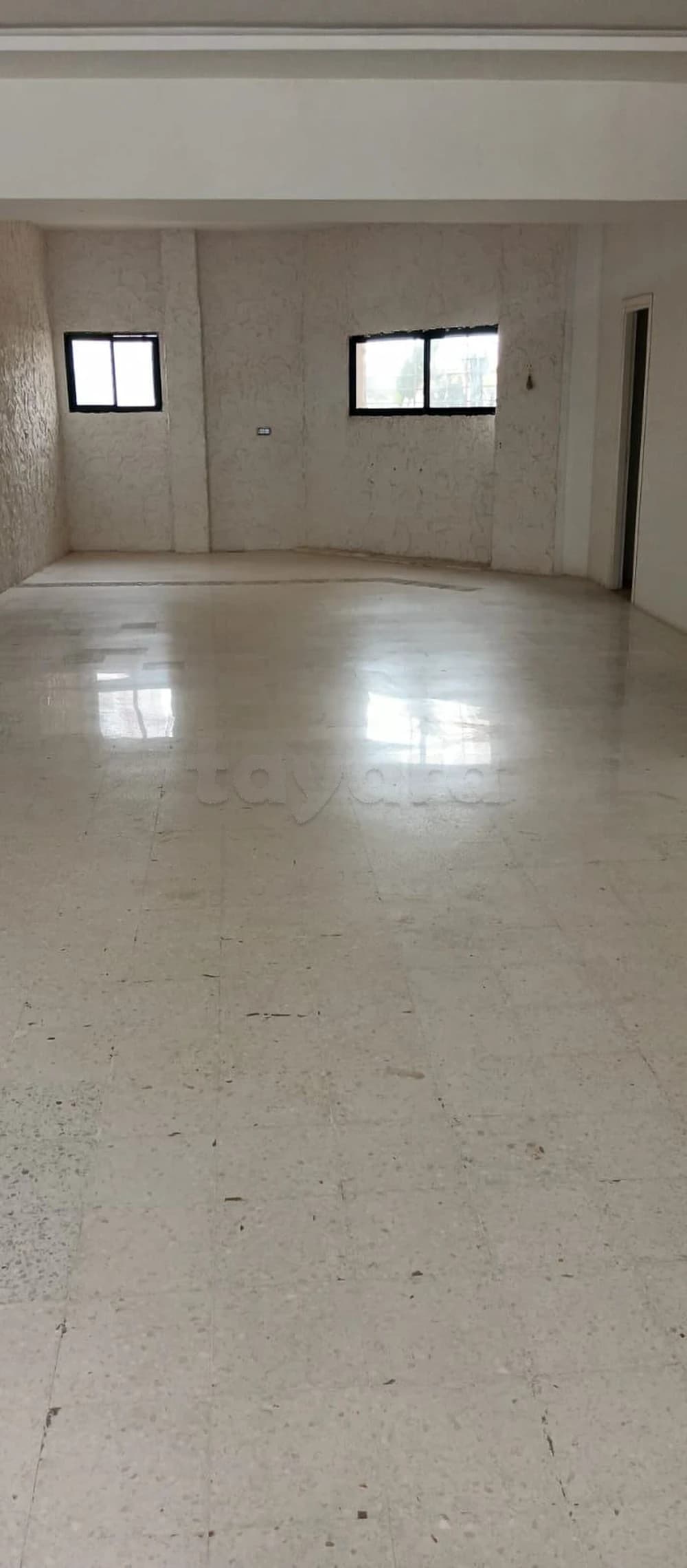 A vendre local commercial à l'aouina 