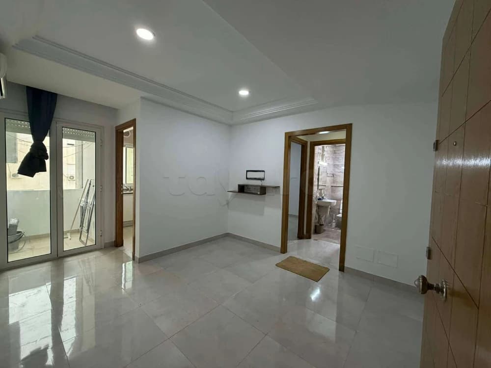 A louer un appartement  S1 à cité wahat 