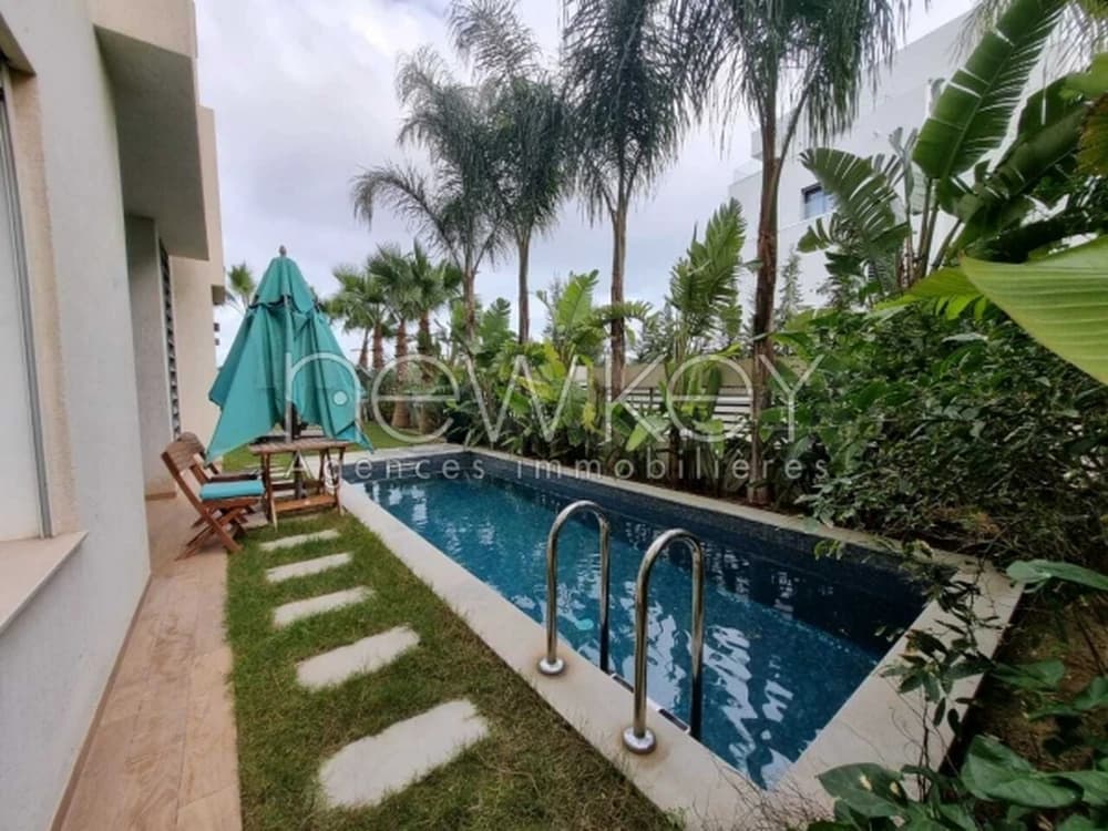 S+4 meublé avec piscine à la Marsa