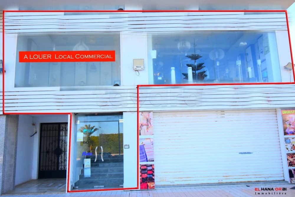 𝒂̀ 𝒍𝒐𝒖𝒆𝒓 𝑳𝒐𝒄𝒂𝒍 𝒆𝒏 𝒑𝒍𝒆𝒊𝒏 𝒛𝒐𝒏𝒆 𝒕𝒐𝒖𝒓𝒊𝒔𝒕𝒊𝒒𝒖𝒆 𝒔𝒖𝒓 𝒍𝒂 𝒓𝒐𝒖𝒕𝒆 𝑷𝒓𝒊𝒏𝒄𝒊𝒑𝒂𝒍𝒆