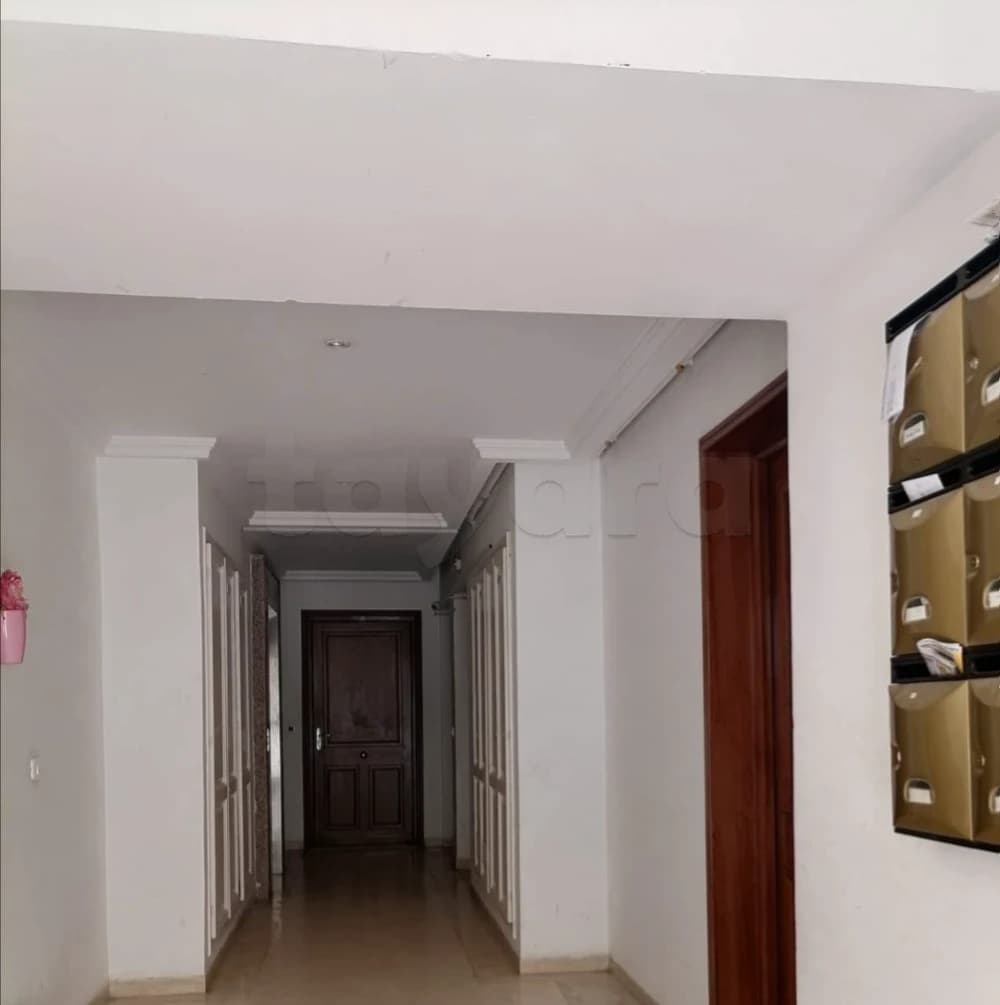 A louer App  S+1 cité wahat l'aouina