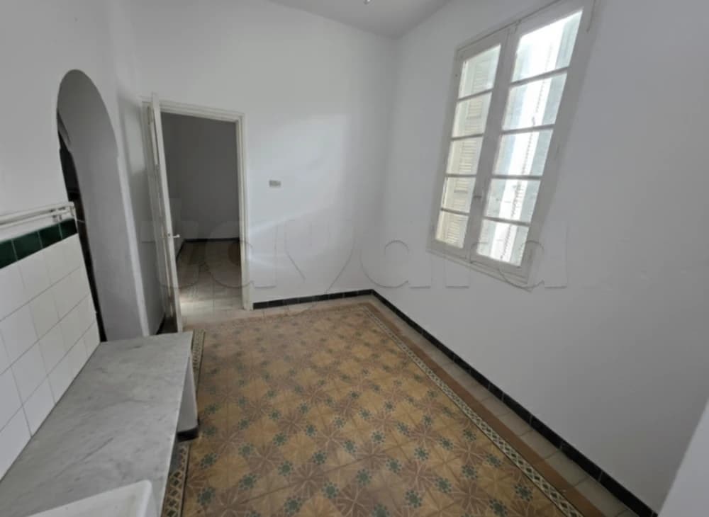 🏢 Studio à vendre – idéal bureau | près de Mytek