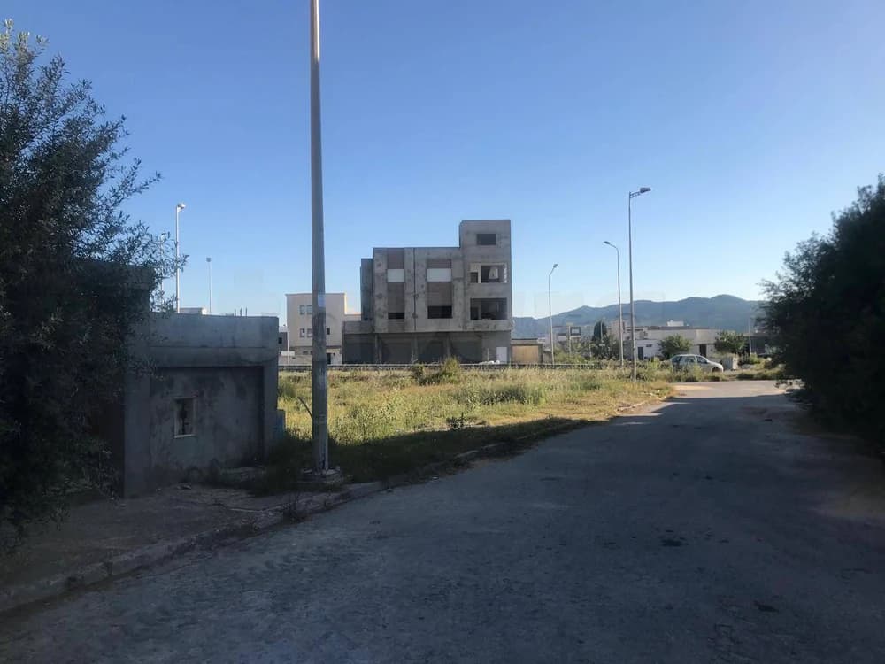 Terrain à vendre à Borj Cédria – أرض للبيع في برج السدرية