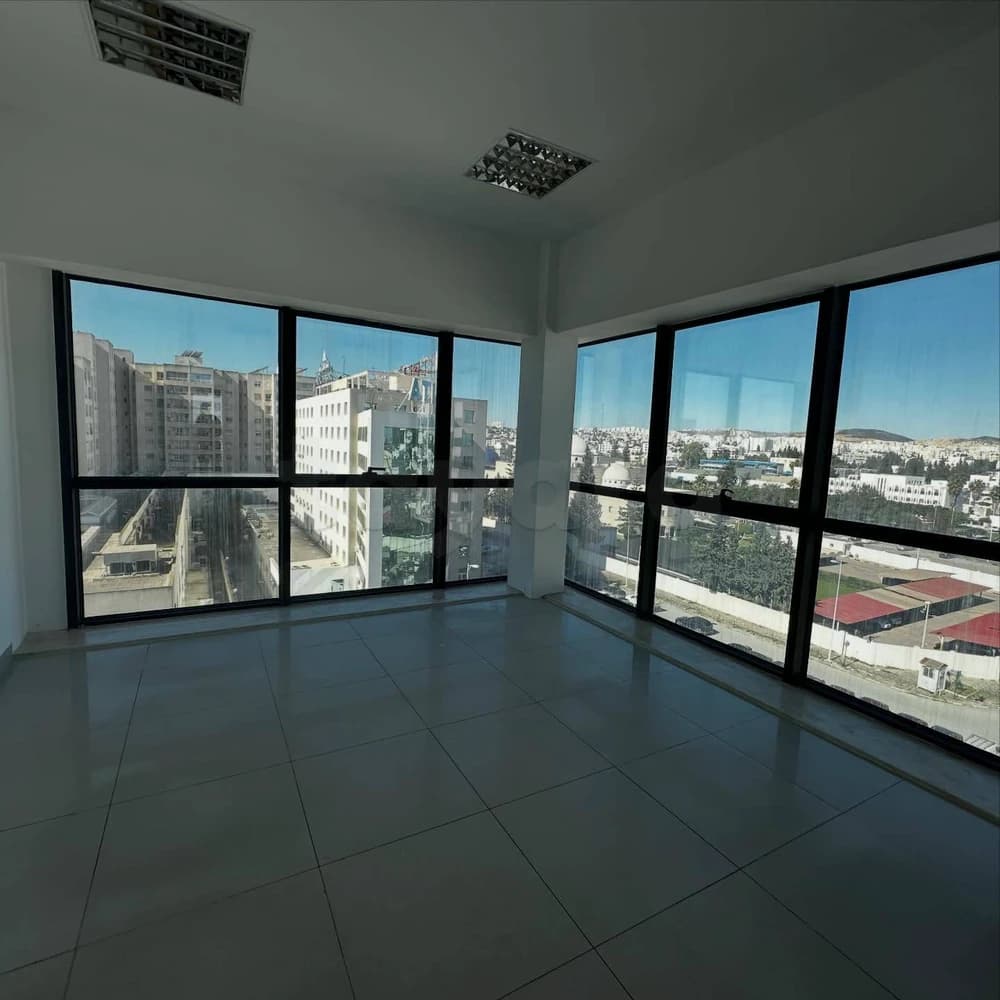 Bureau à Louer – Centre Urbain Nord