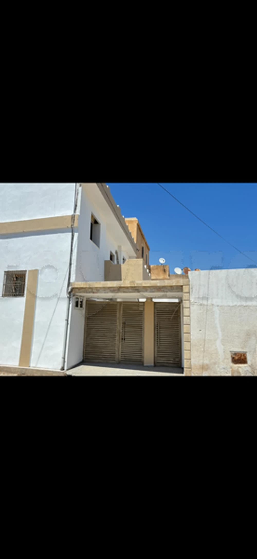 منزل طابق أرضي و منزل طابق علوي للبيع صفاقس