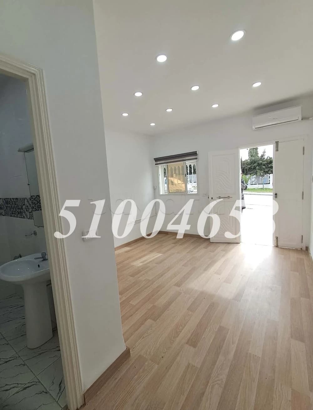 A LOUER BUREAU RDC –  GAMMARTH – TEL 51004658 – FB.951