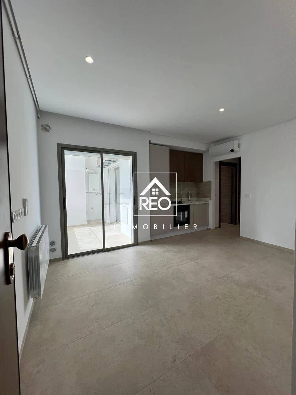 À LOUER : Un appartement S+1( Jamais Habité ) , idéalement situé à Ain Zaghouan 