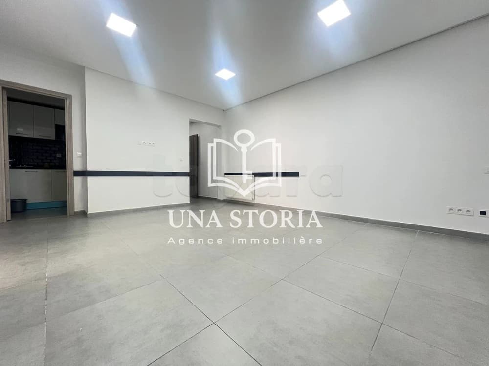 Bureau H+2 pour la location à Ain Zaghouan Nord