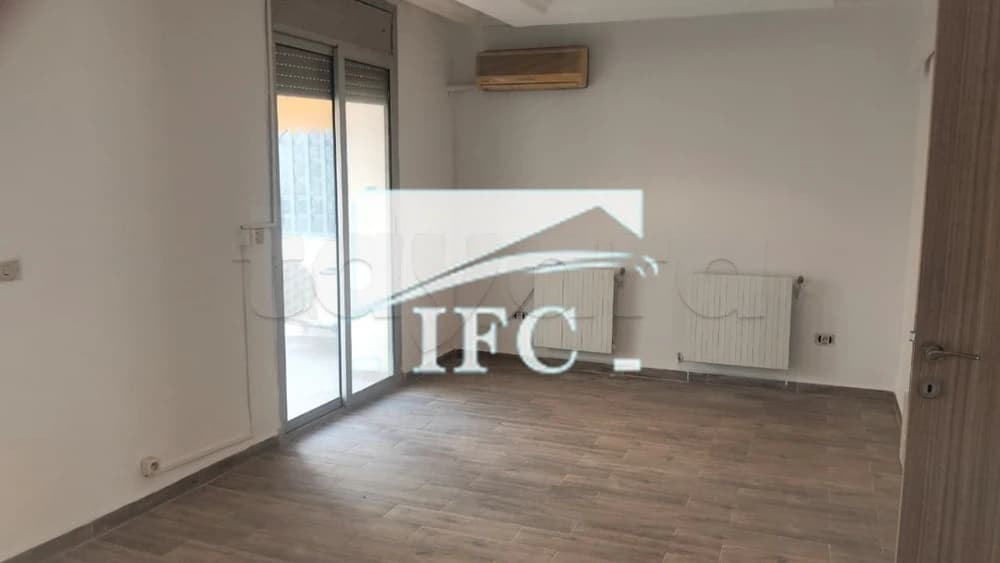 Bureau en 5 espaces-140m²-Lac 1–IFCL1356