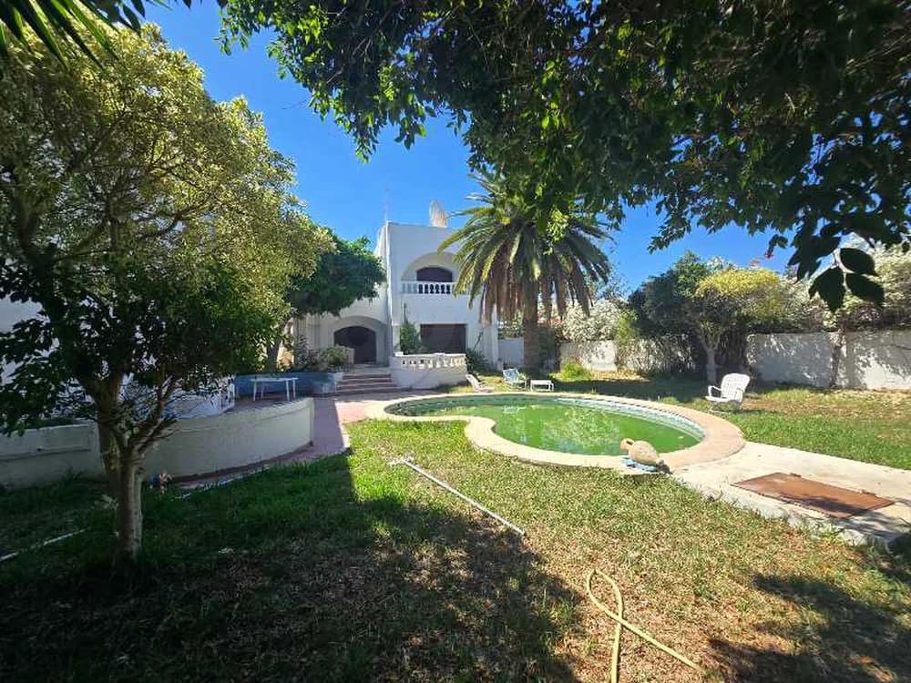 :
Magnifique Villa de Maître avec Piscine à El Kantaoui plage