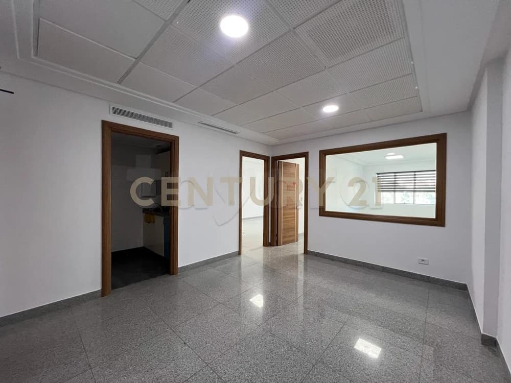 À louer – Bureau H2 au centre urbain nord