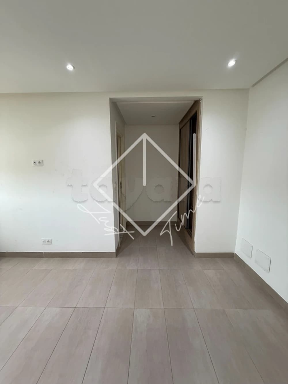 Appartement S+1 à louer à riadh landalous