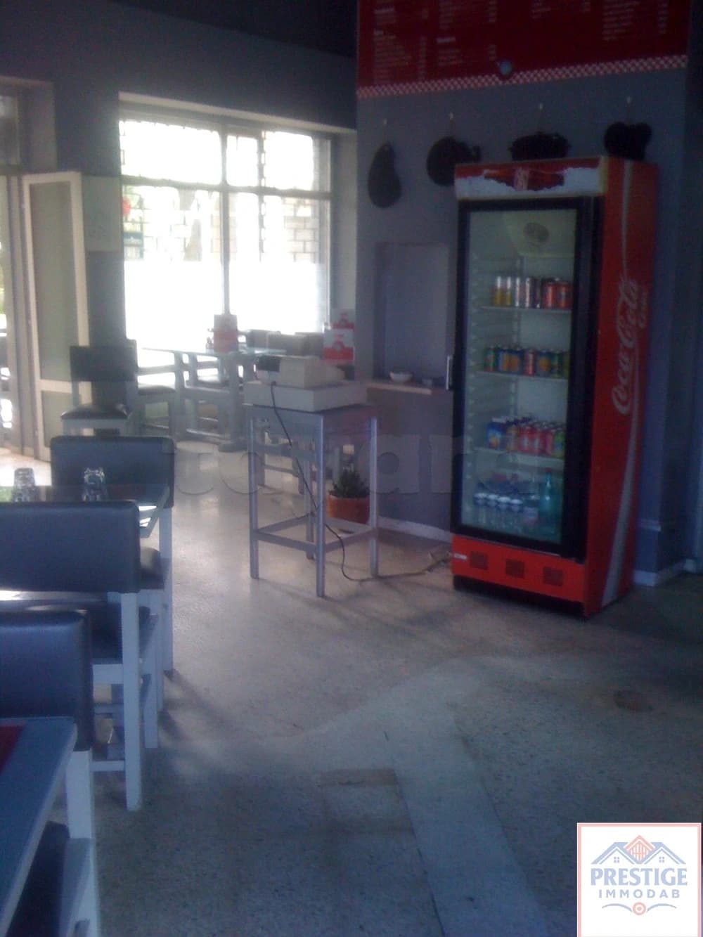 À VENDRE – FOND DE COMMERCE RESTAURANT EN ACTIVITÉ  Lac 1 