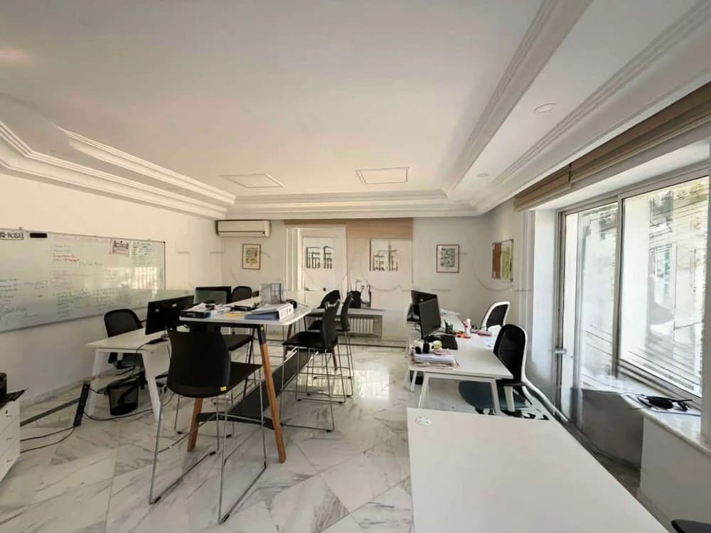 A louer villa moderne 8 pièces usg bureau Menzah 1