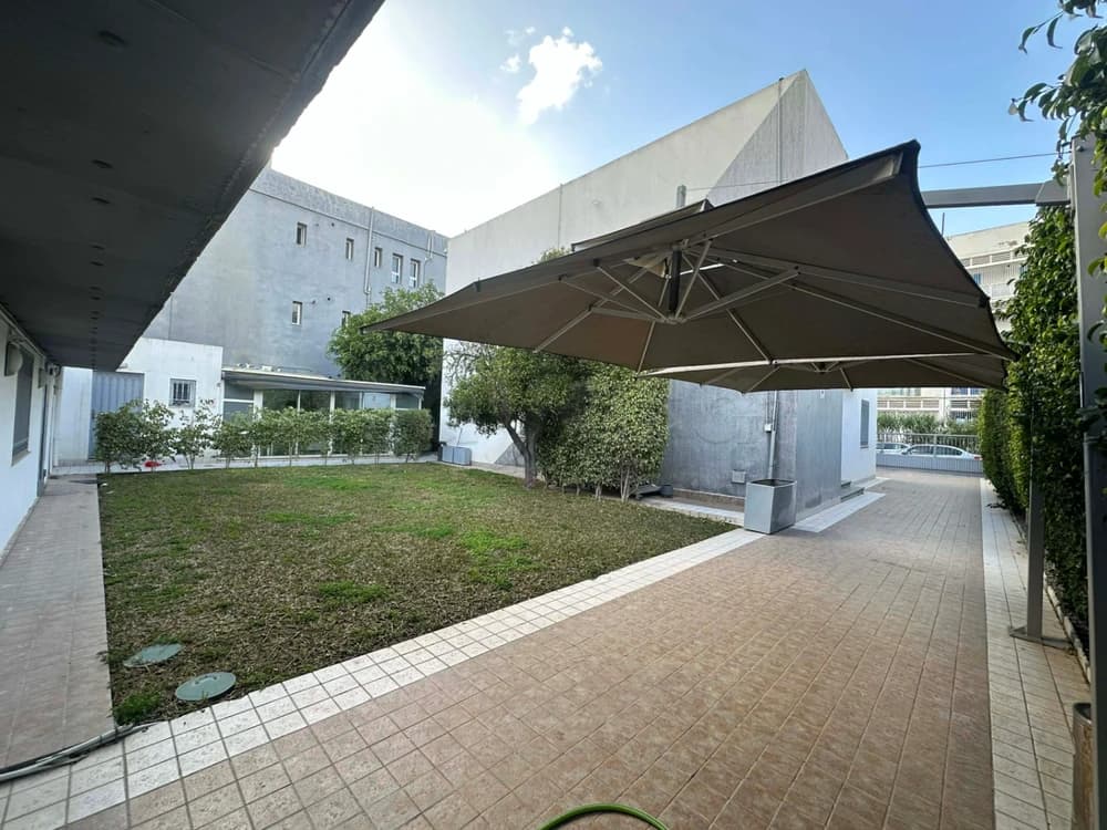 Immeuble bureautique meublé haut standing à Menzah 1