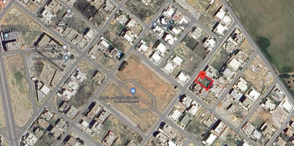 Terrain de  466 m² à Borj Cedria 