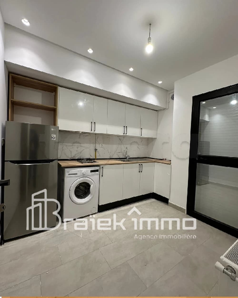 A louer s+1 neuf haut standing 