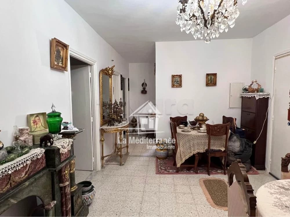 A vendre appartement s3 au Bardo centre