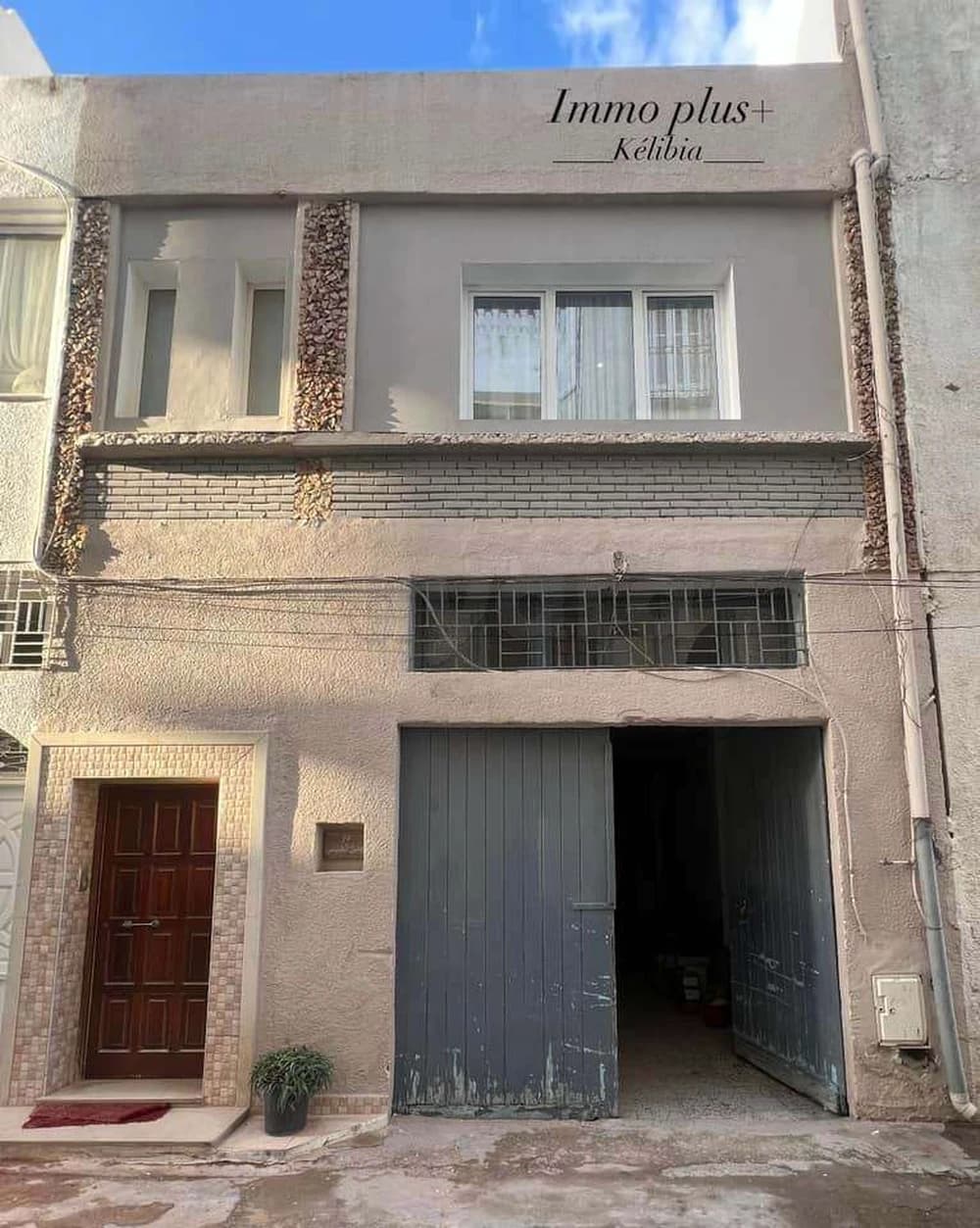 duplex a kelibia centre a vendre