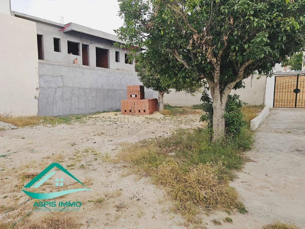 Terrain d’habitation 260 m² à cité merdes kelibia