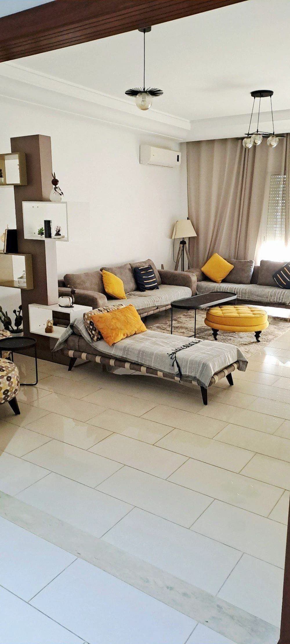 Particulier L S4 meublé Neuf Cité wahat à l'année 