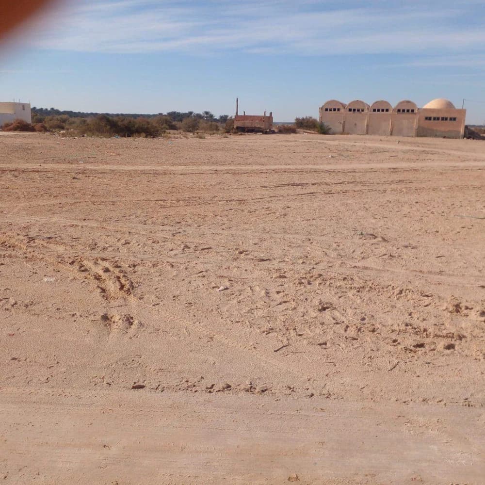 A vendre terrain d'habitation au lotissement municipal " El Hammam" à Jemna